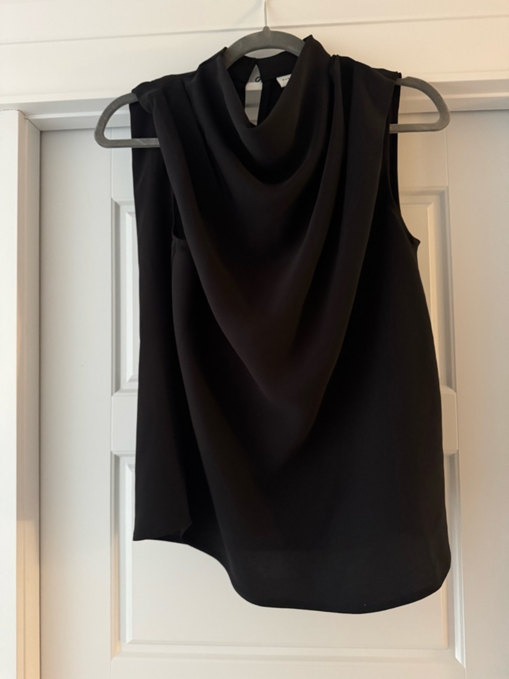 Aritzia Babaton Carter blouse